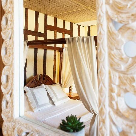 Bed and Breakfast Cafe De France Eauze Exterior foto