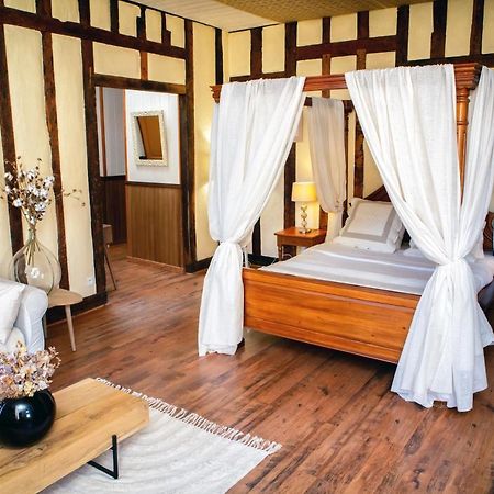 Bed and Breakfast Cafe De France Eauze Exterior foto