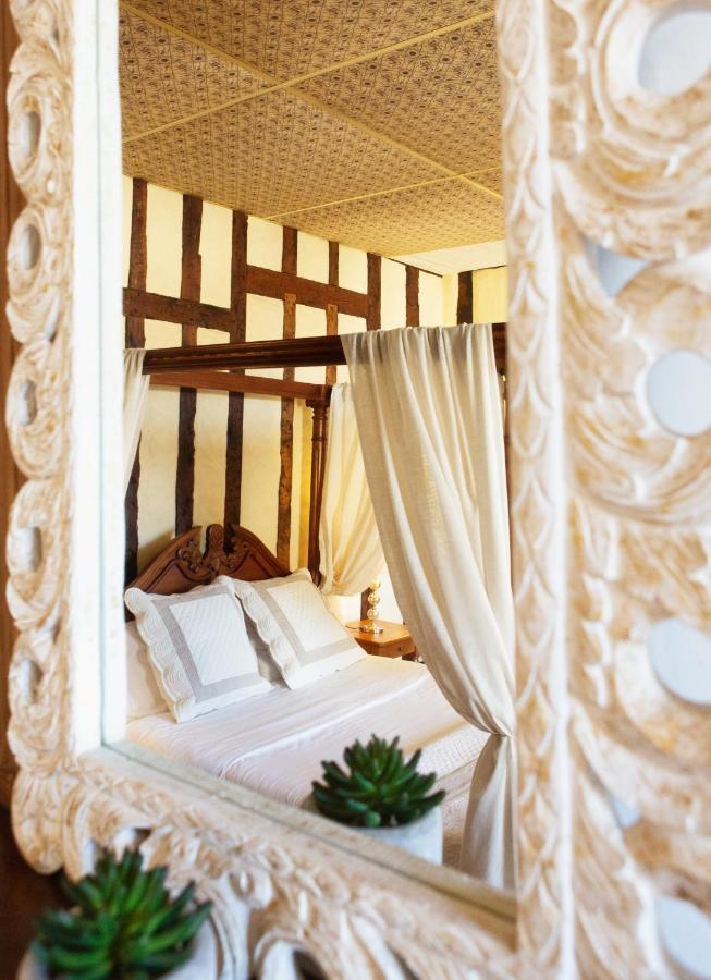 Bed and Breakfast Cafe De France Eauze Exterior foto